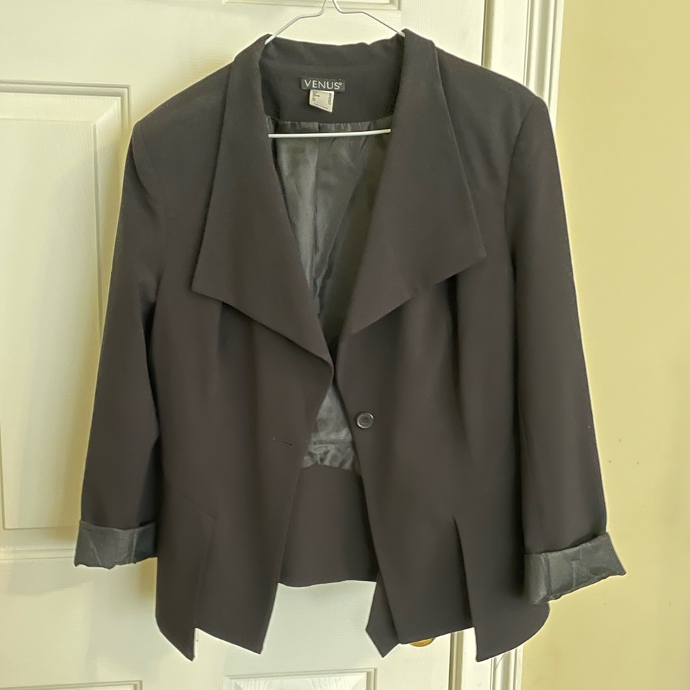 Venus Blazer